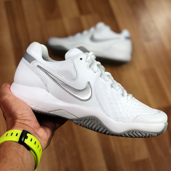 wmns nike air zoom resistance